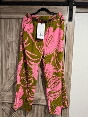 Lexbreezy Pink & Olive Floral Print Pants with Pockets!